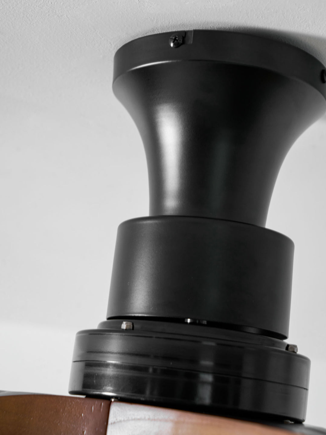 Lotus Bloom Ceiling Fan Light - Vakkerlight