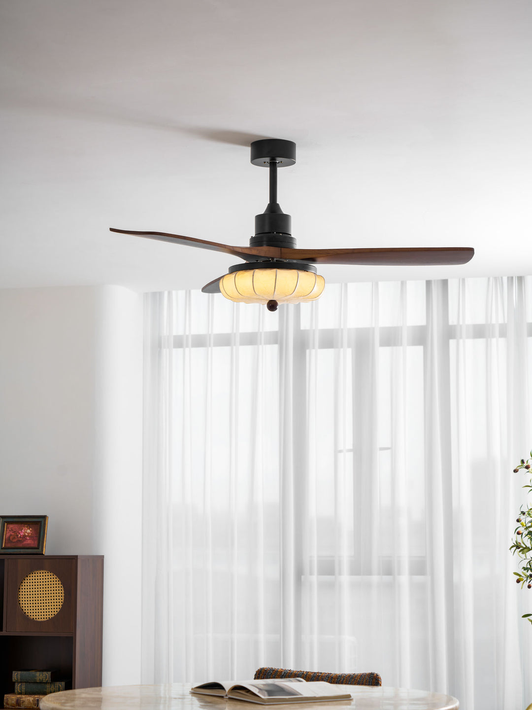 Lotus Bloom Ceiling Fan Light - Vakkerlight