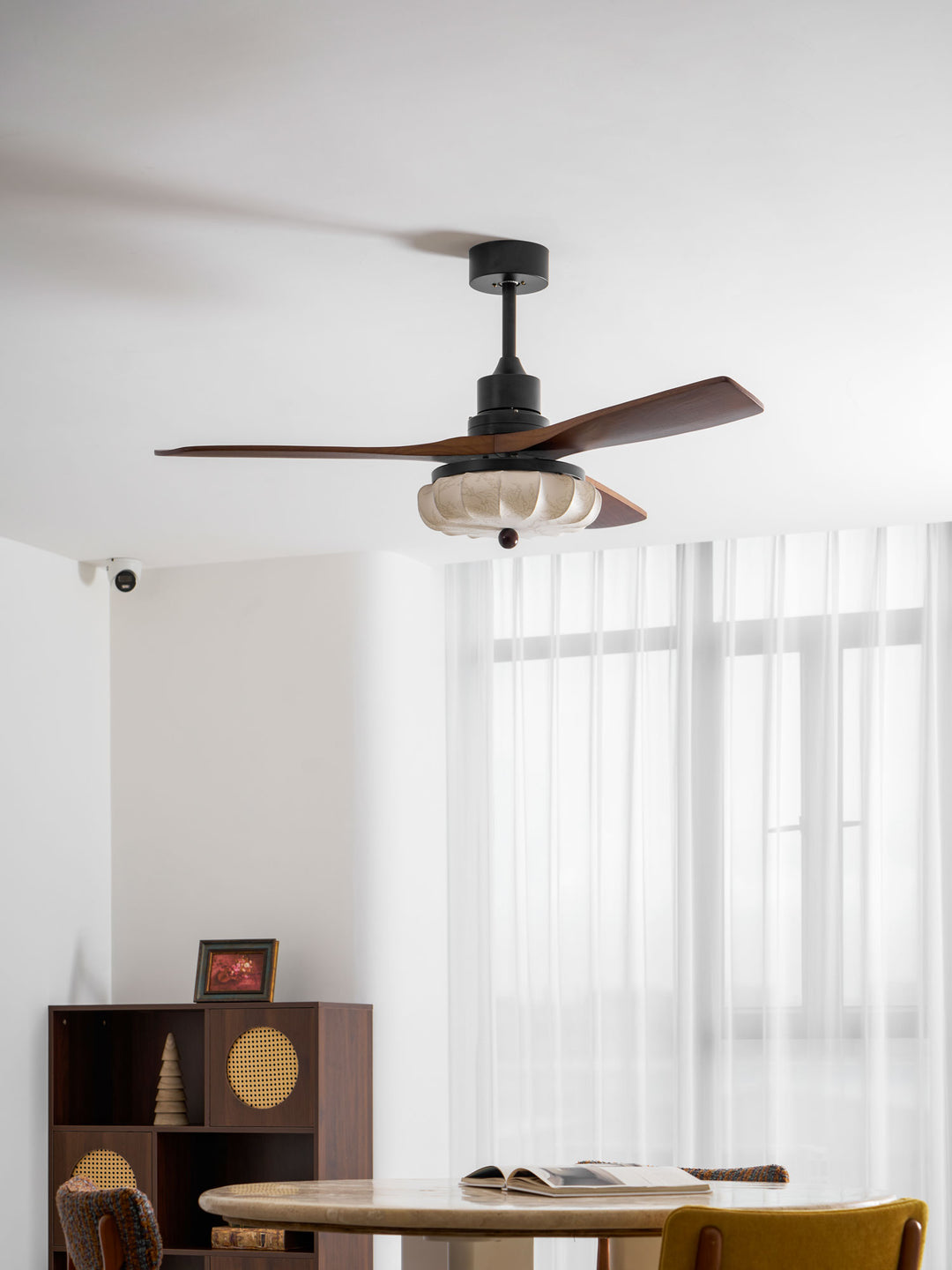 Lotus Bloom Ceiling Fan Light - Vakkerlight