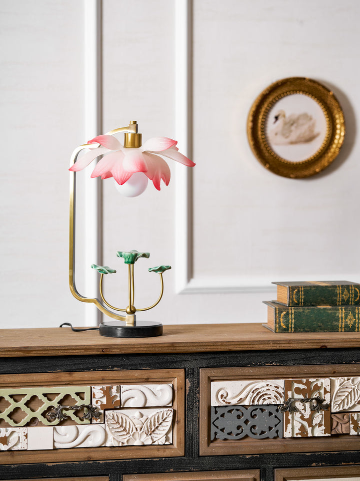 Lotus Table Lamp - Vakkerlight