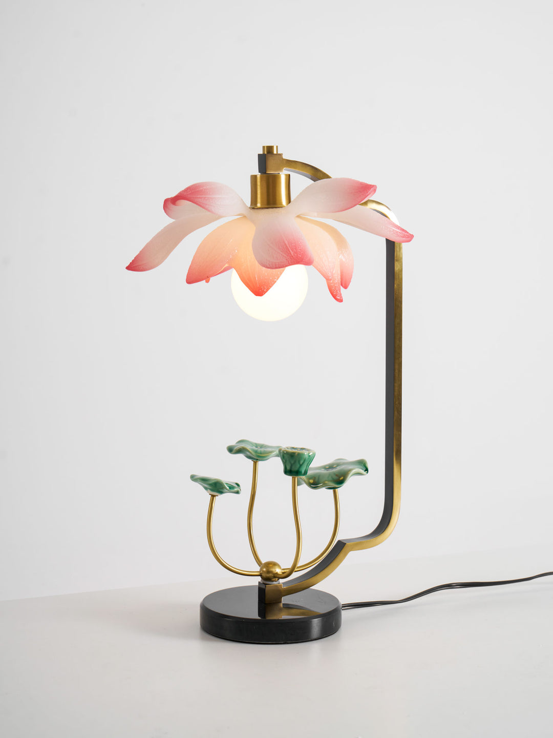 Lotus Table Lamp - Vakkerlight