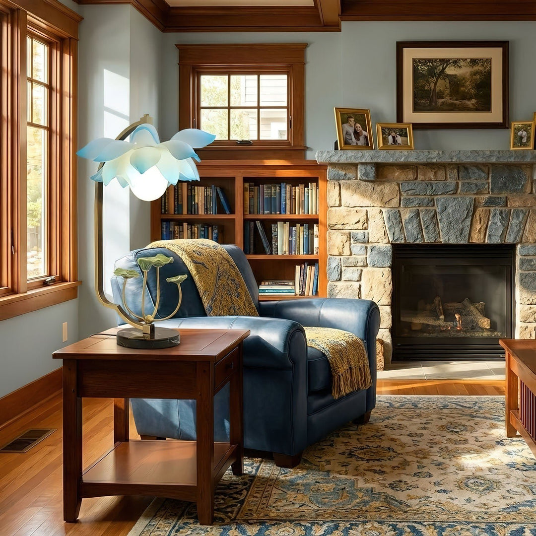 Lotus Table Lamp - Vakkerlight