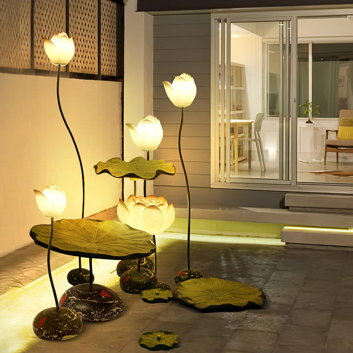 Lotus Floor Lamp - Vakkerlight