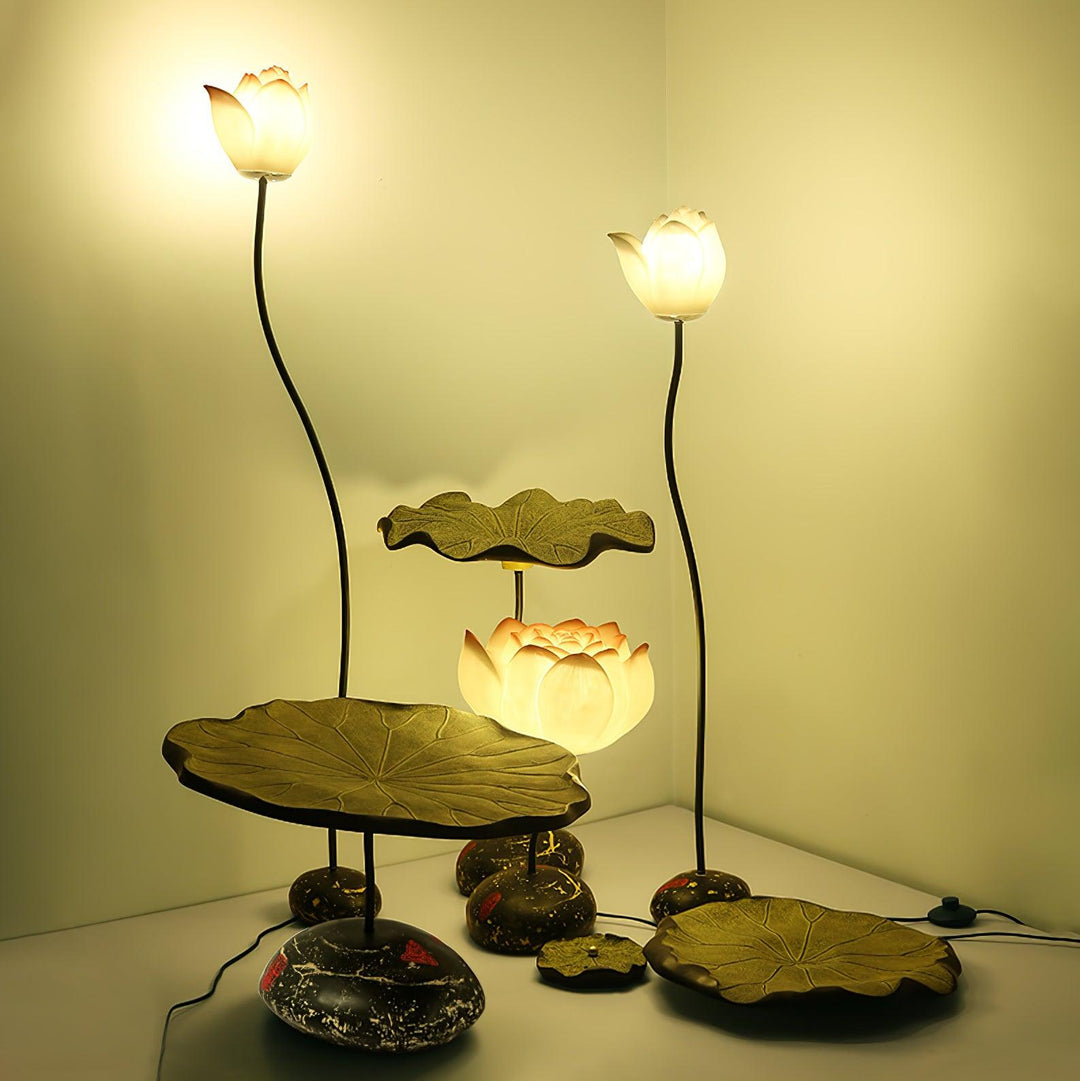 Lotus Floor Lamp - Vakkerlight