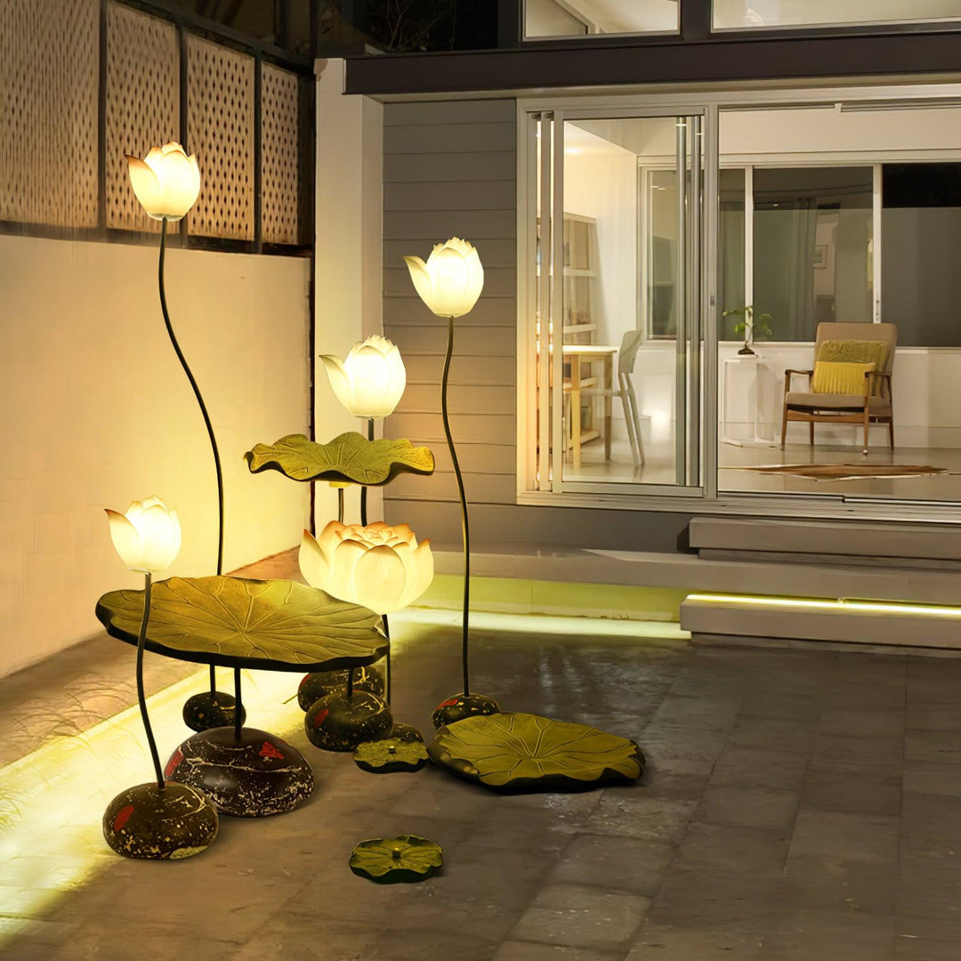 Lotus Floor Lamp - Vakkerlight