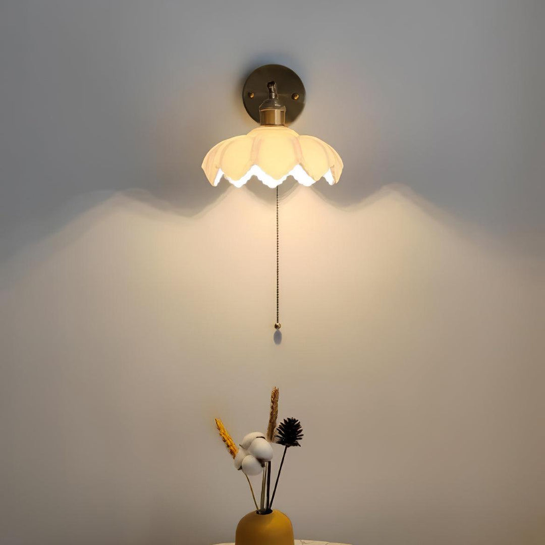 Lotus Rotatable Wall Lamp - Vakkerlight