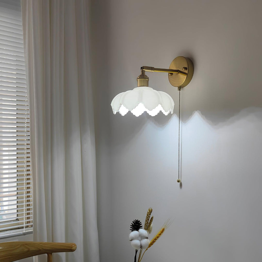 Lotus Rotatable Wall Lamp - Vakkerlight