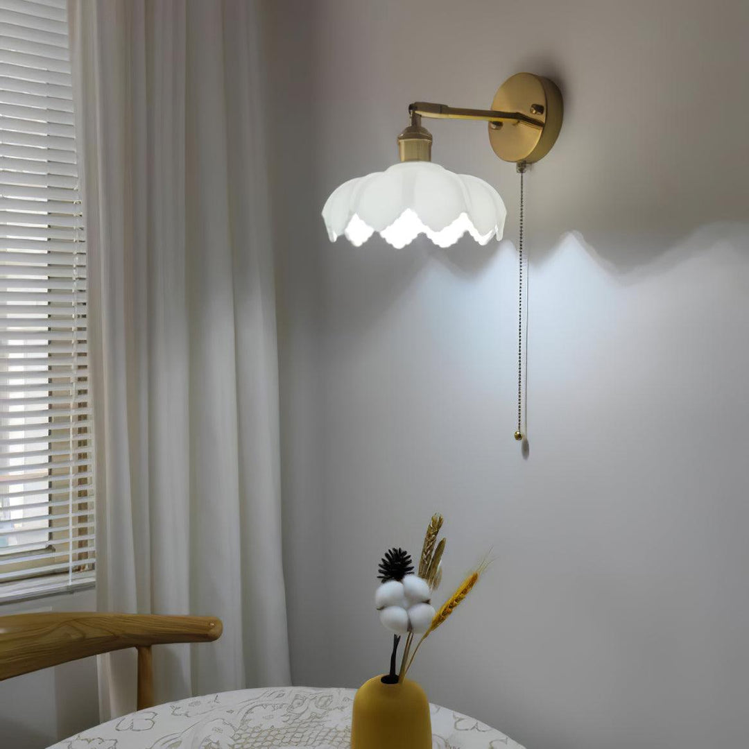 Lotus Rotatable Wall Lamp - Vakkerlight