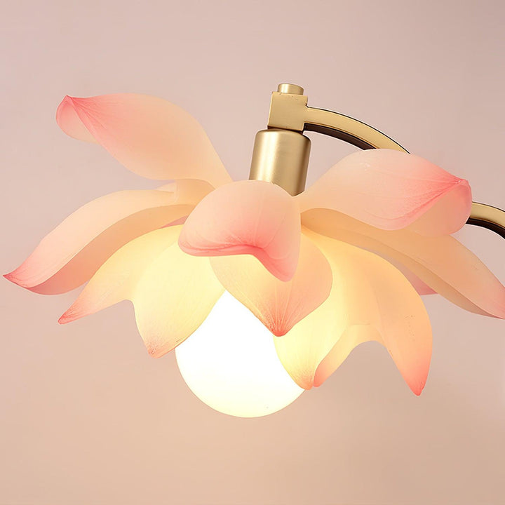 Lotus Table Lamp - Vakkerlight