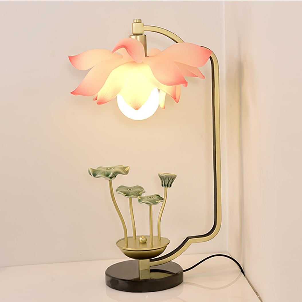 Lotus Table Lamp - Vakkerlight