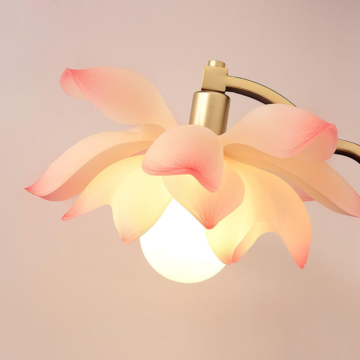 Lotus Table Lamp - Vakkerlight