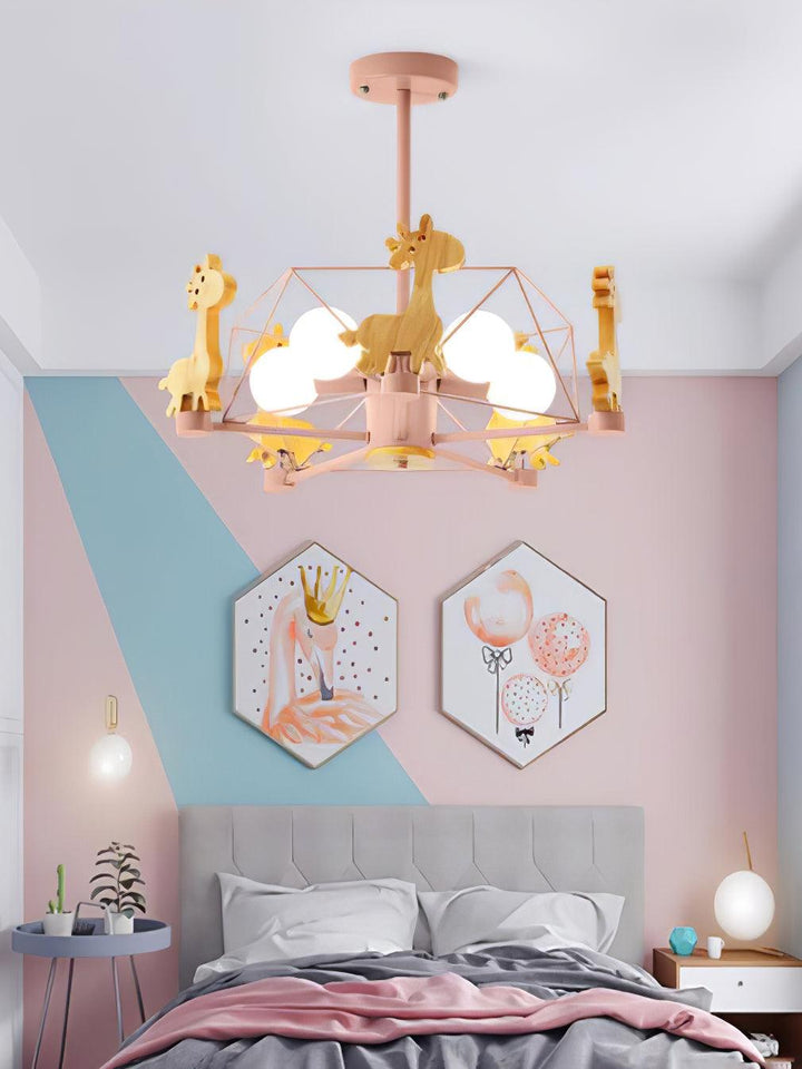 Lovely Deer Wooden Chandelier - Vakkerlight