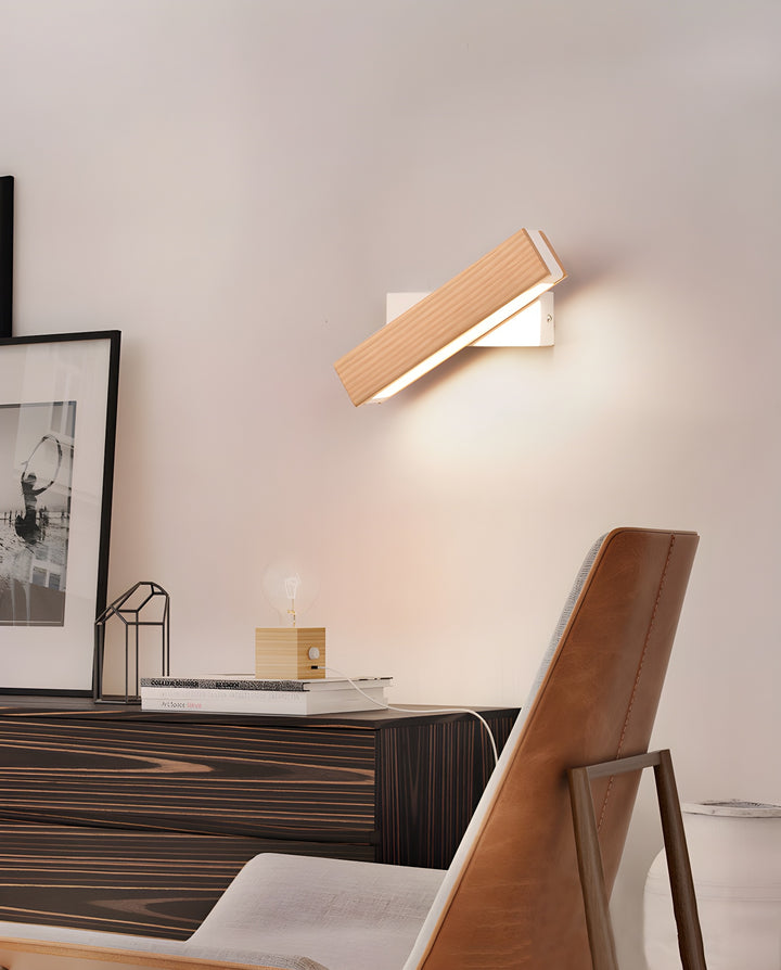 Luca Angle Wall Light - Vakkerlight