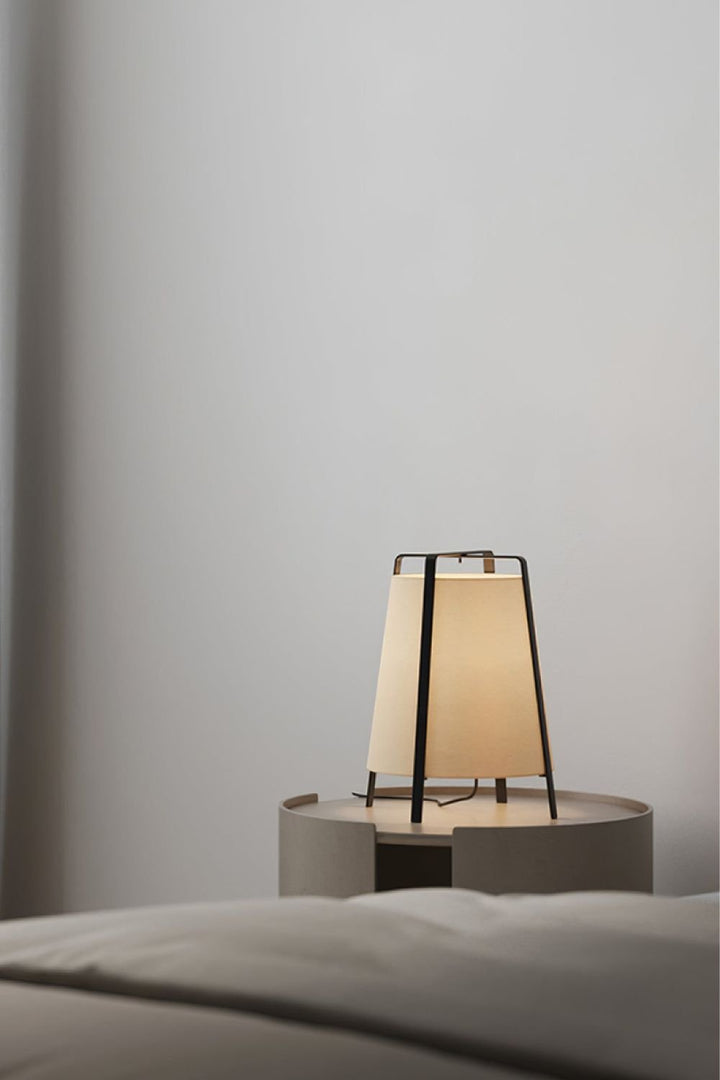 Luca Soft Glow Table Lamp - Vakkerlight