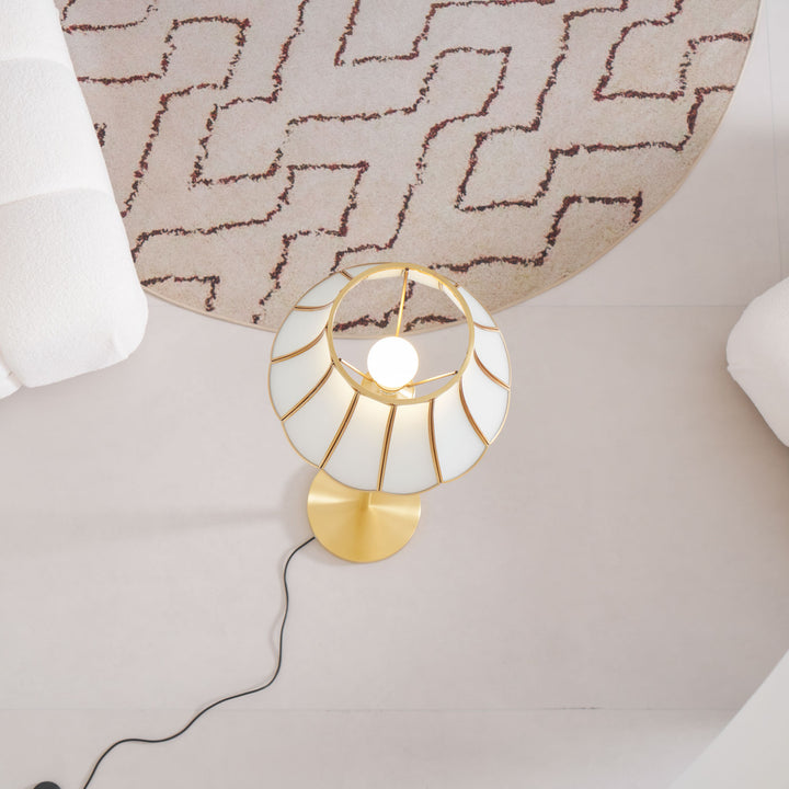 Lucia Floor Lamp - Vakkerlight