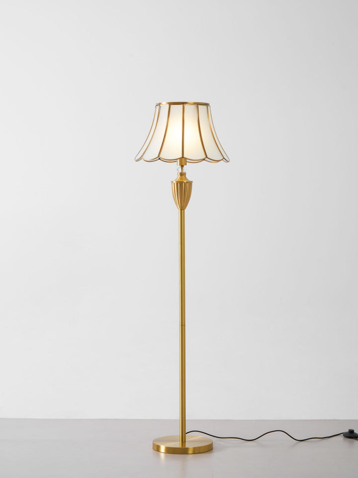 Lucia Floor Lamp - Vakkerlight