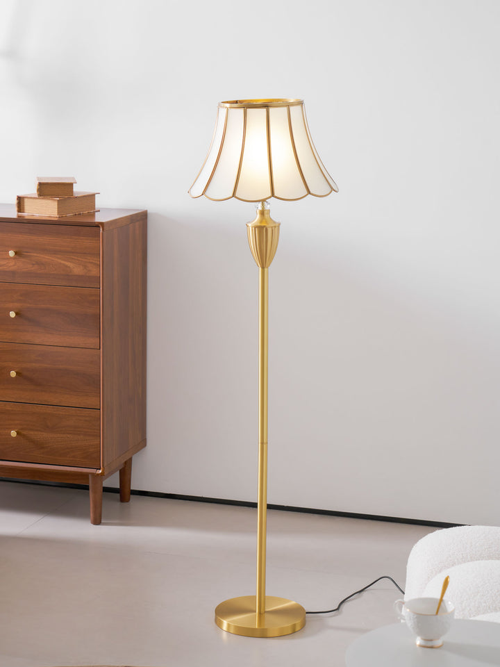 Lucia Floor Lamp - Vakkerlight