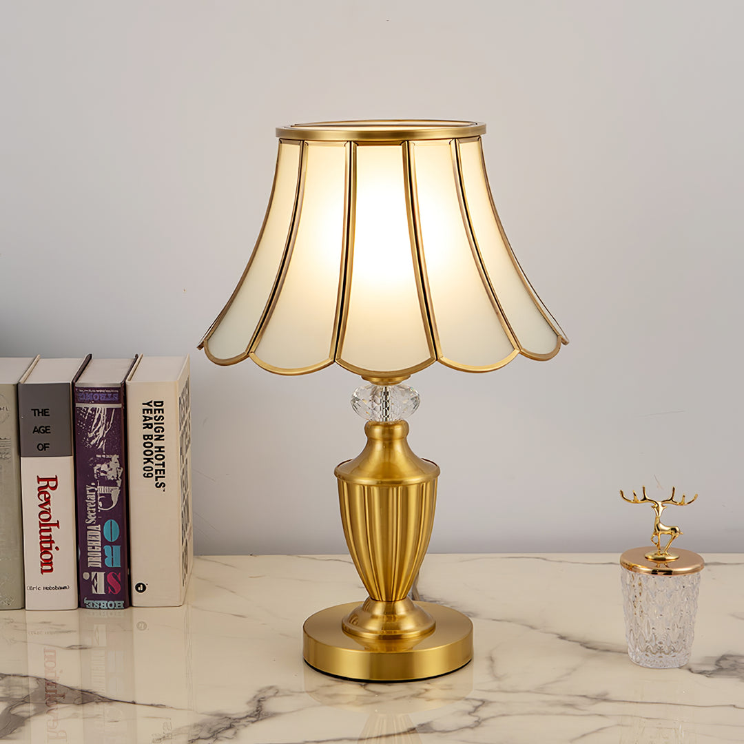 Lucia Table Lamp - Vakkerlight