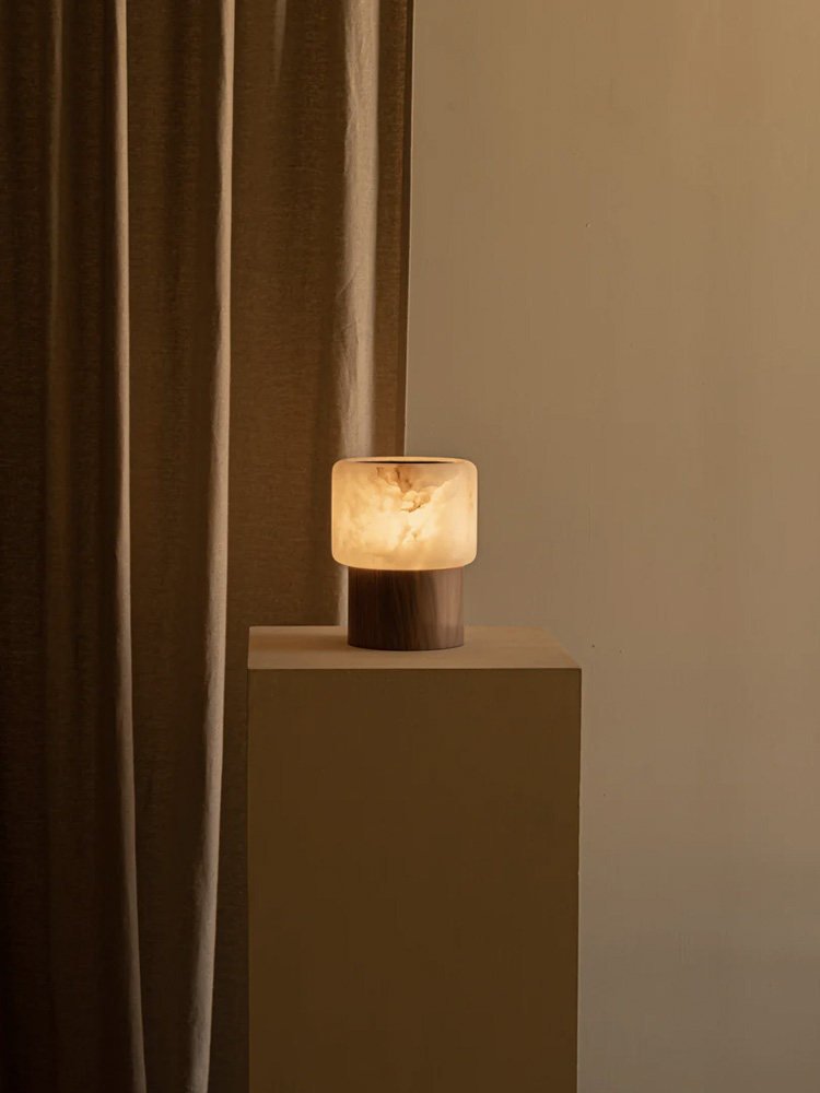 Luma Core Alabaster Table Lamp - Vakkerlight