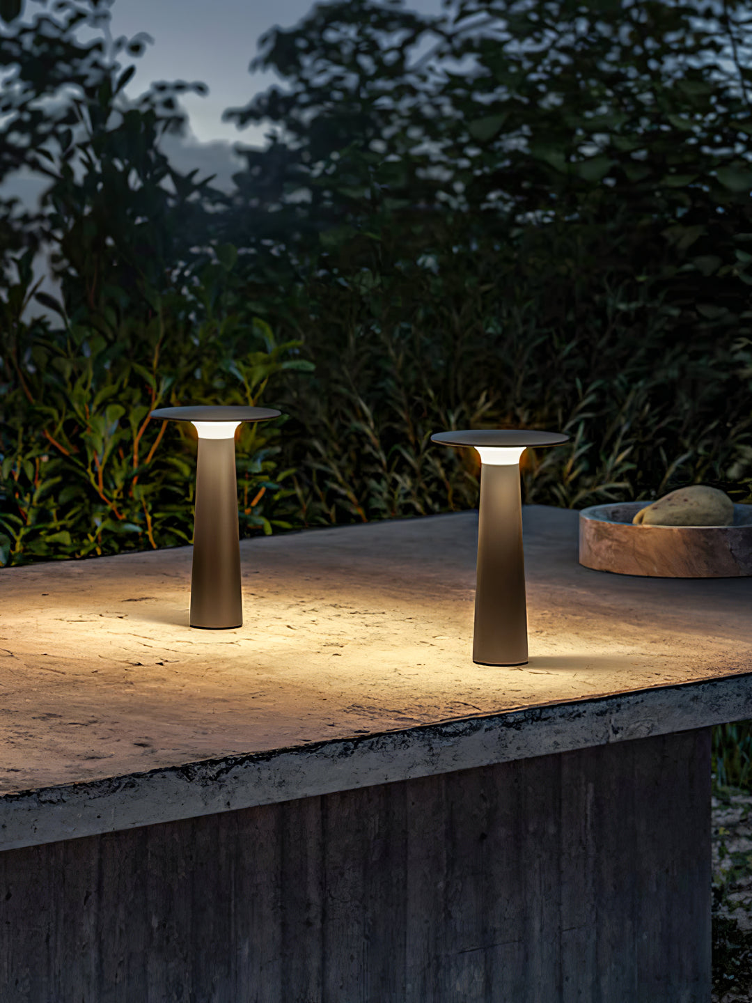 Luma Disk Outdoor Table Light - Vakkerlight