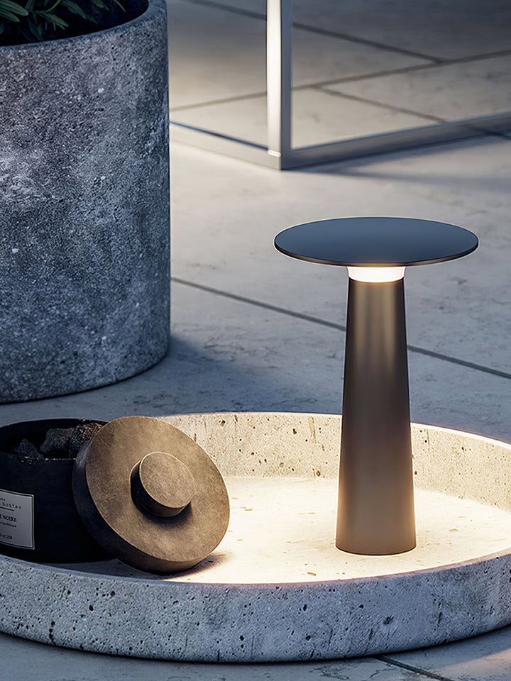 Luma Disk Outdoor Table Light - Vakkerlight