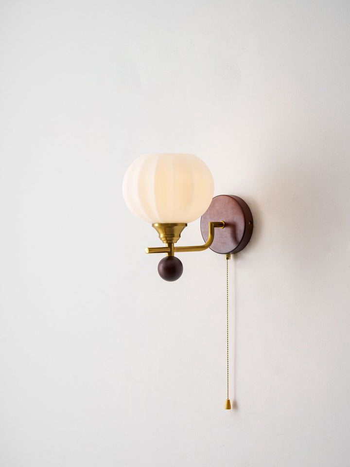 Lumea Crest Wall Lamp - Vakkerlight