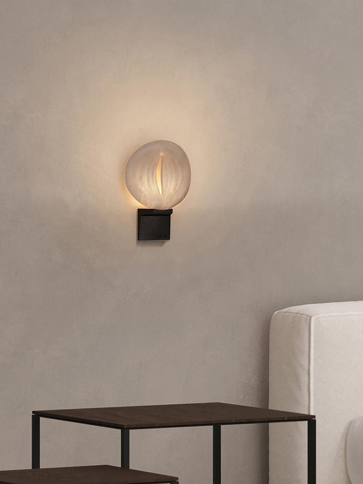 Lumen Rift Alabaster Wall Lamp - Vakkerlight