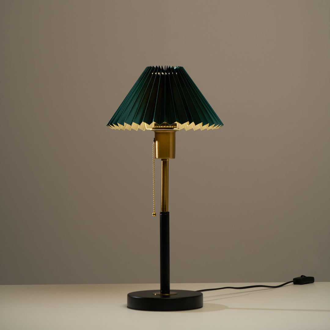 Lumi Pleated Table Lamp - Vakkerlight