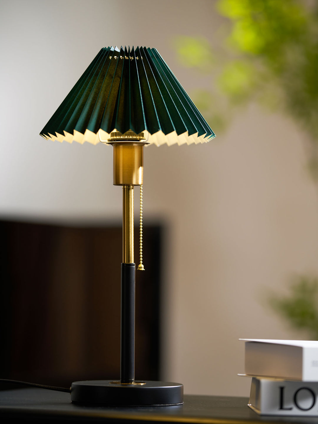 Lumi Pleated Table Lamp - Vakkerlight