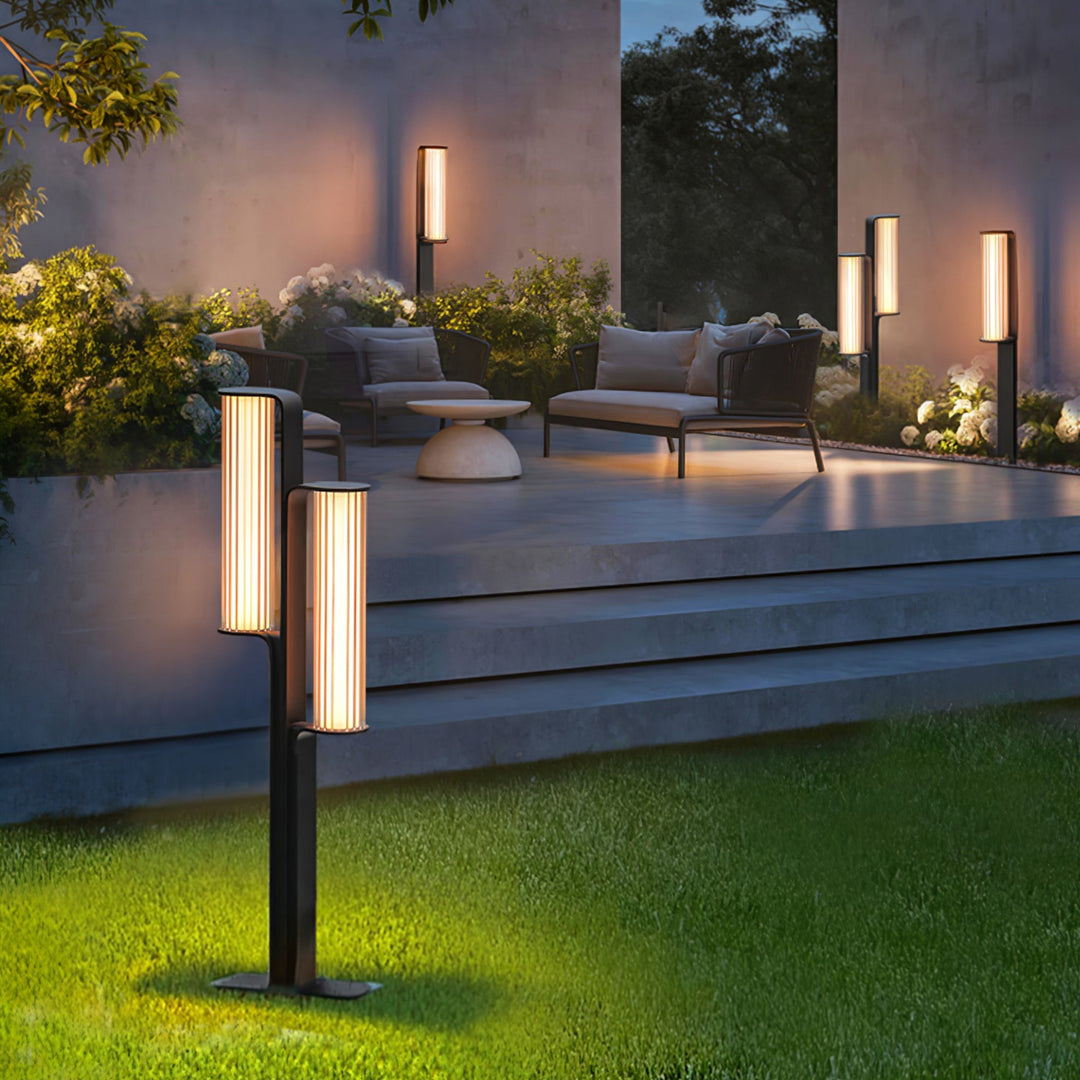 Lumo Arc Duo Outdoor Lamp - Vakkerlight