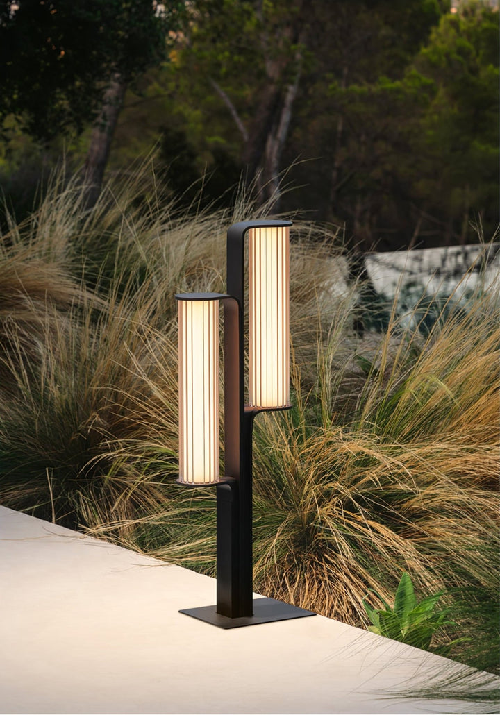 Lumo Arc Duo Outdoor Lamp - Vakkerlight