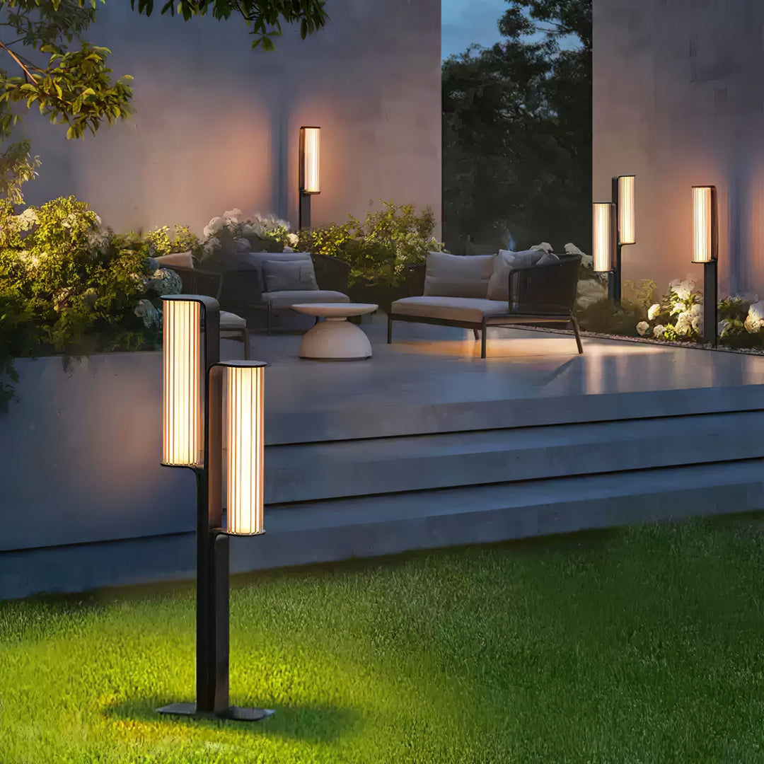 Lumo Arc Duo Outdoor Lamp - Vakkerlight