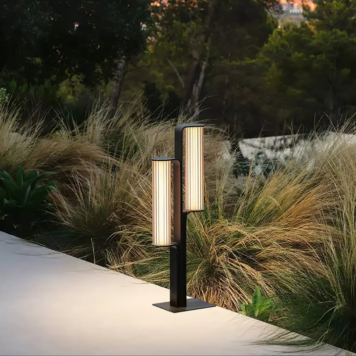 Lumo Arc Duo Outdoor Lamp - Vakkerlight