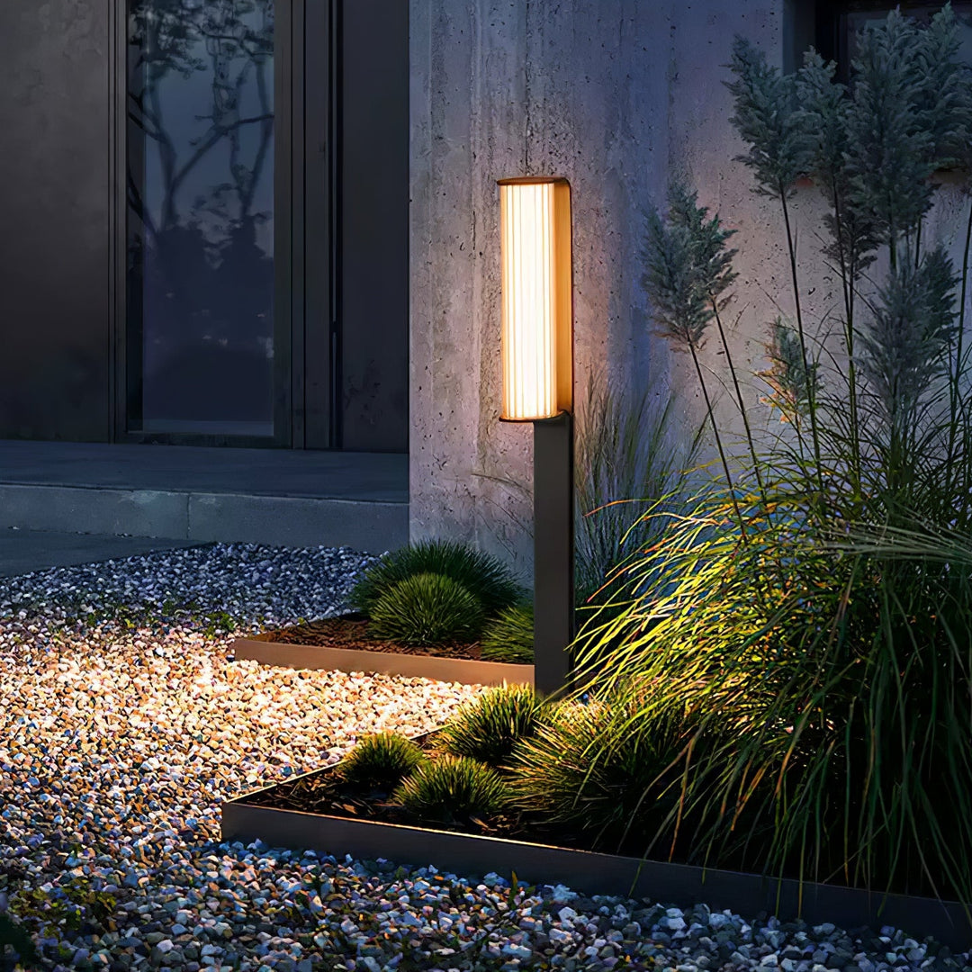 Lumo Arc Duo Outdoor Lamp - Vakkerlight