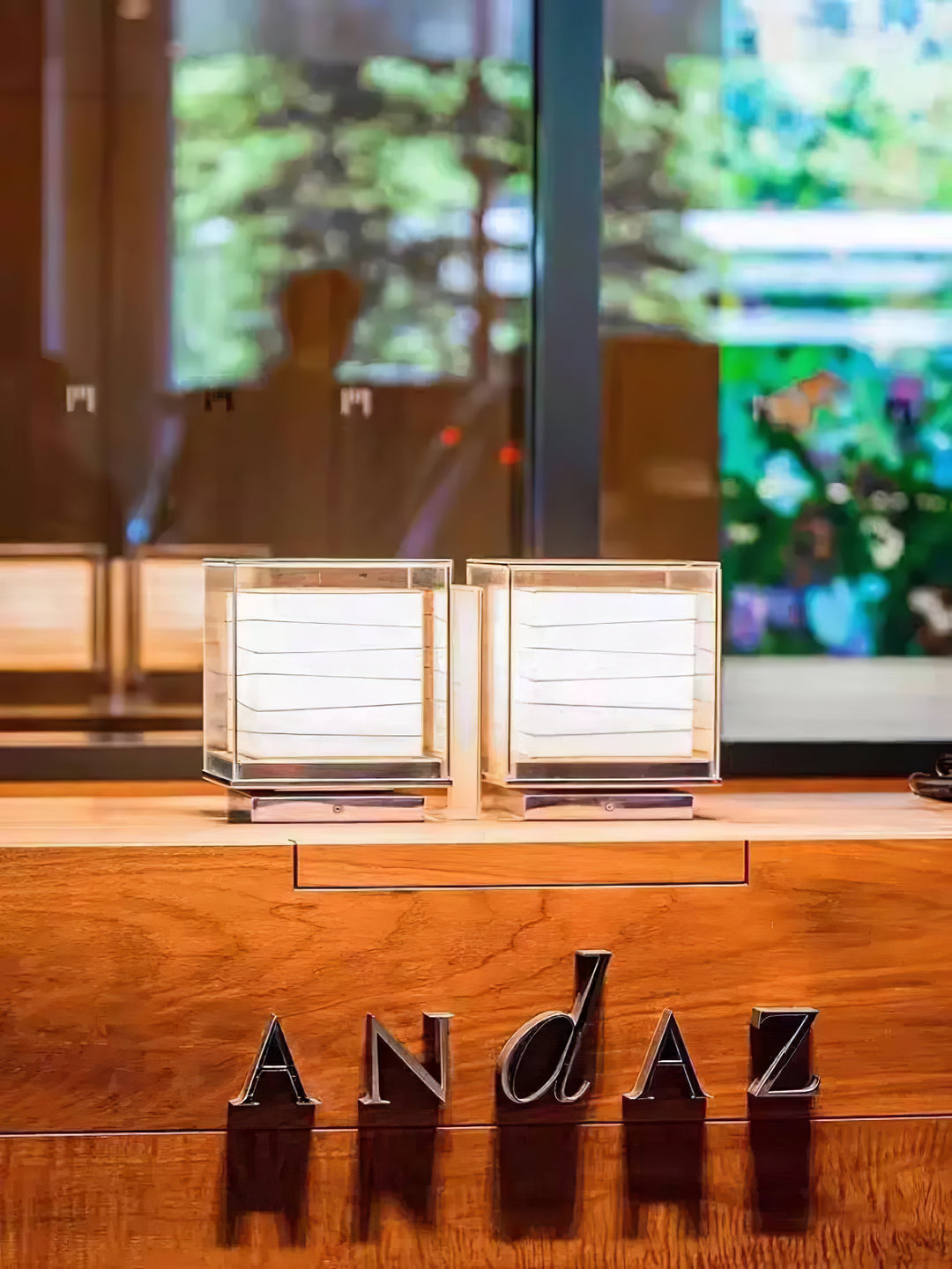 Lumo Cube Table Lamp - Vakkerlight