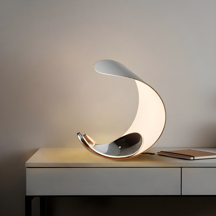 Luna Flow Table Lamp