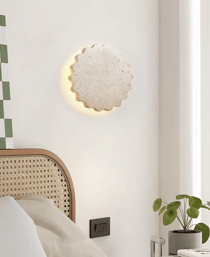 Luna Scallop Wall Lamp - Vakkerlight