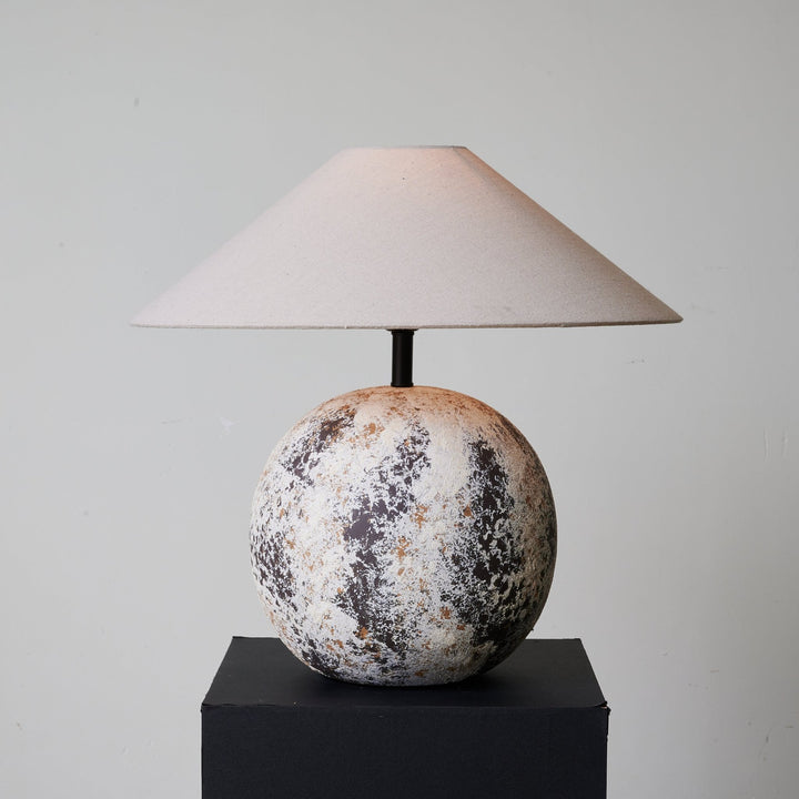 Luna Terra Table Lamp - Vakkerlight