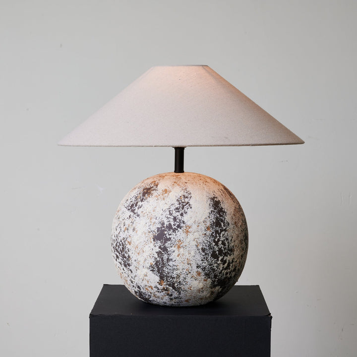Luna Terra Table Lamp - Vakkerlight