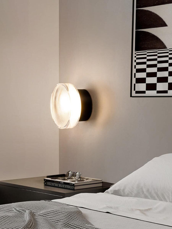 Luno Ribbed Glass Wall Light - Vakkerlight