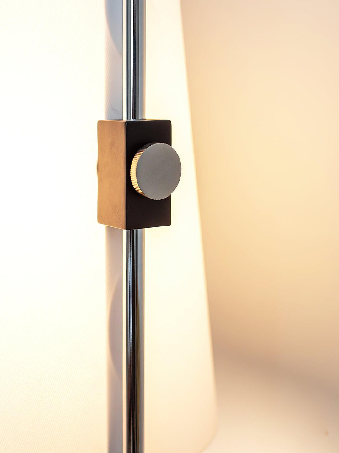 Lupe Floor Lamp - Vakkerlight