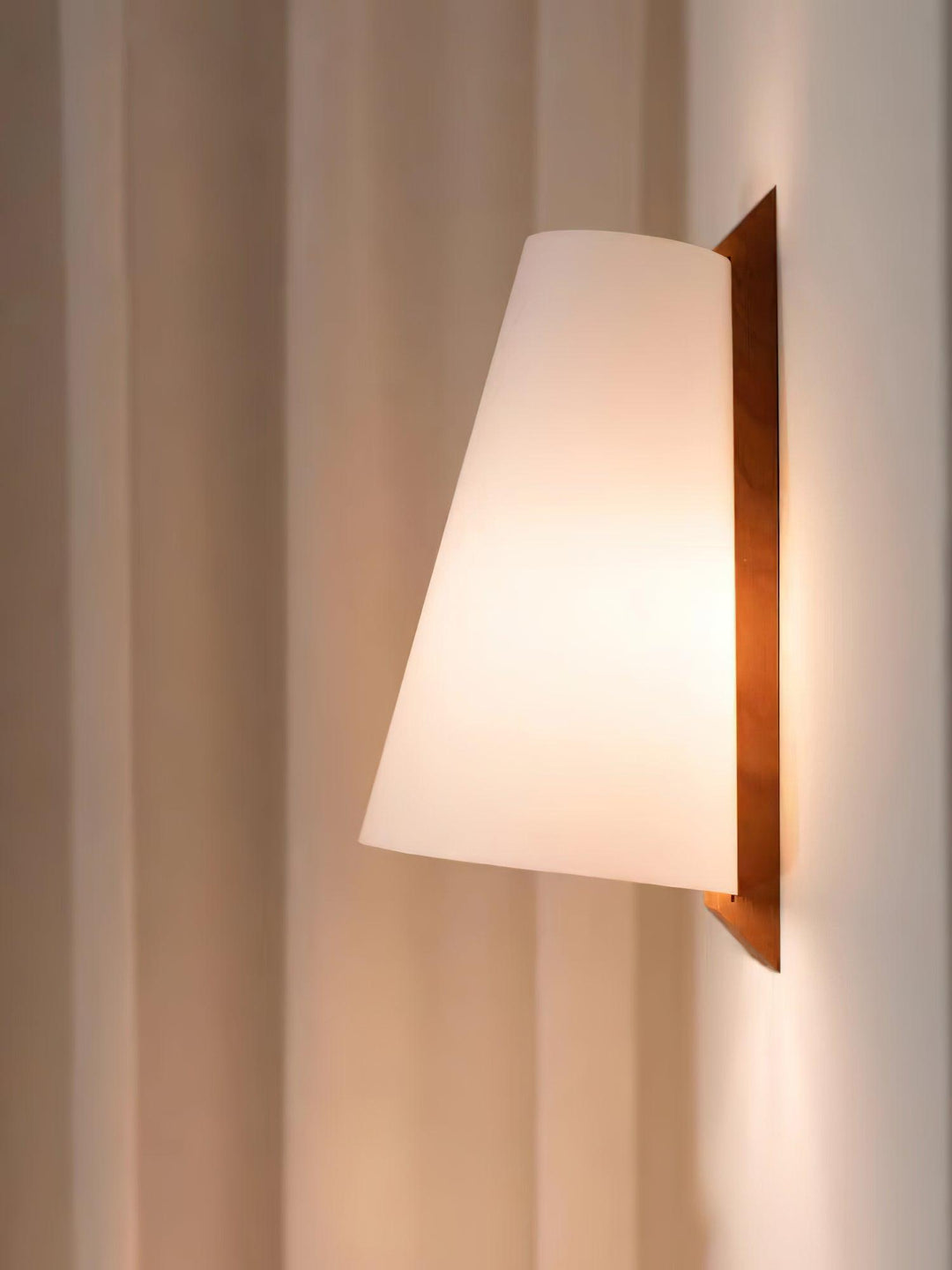 Lupe Wall Lamp - Vakkerlight