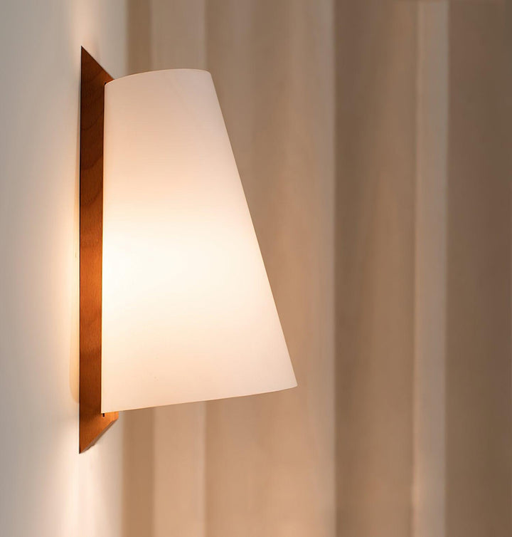 Lupe Wall Lamp - Vakkerlight