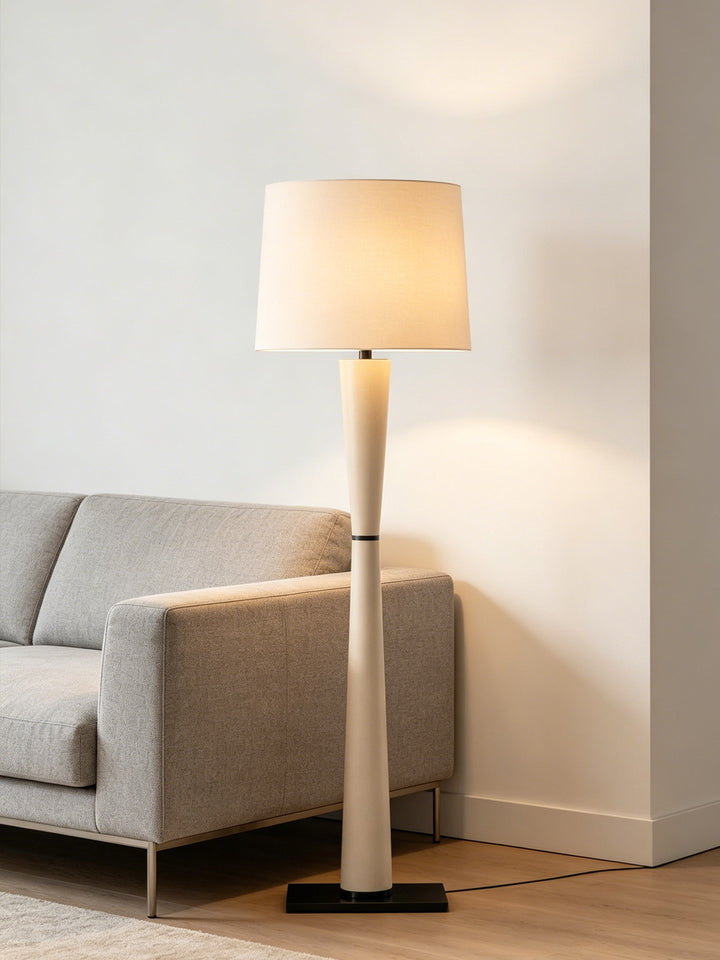 Luxe Leather Floor Lamp - Vakkerlight