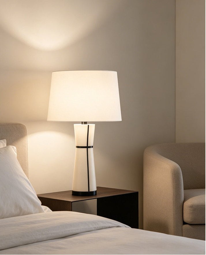 Luxe Leather Table Lamp - Vakkerlight