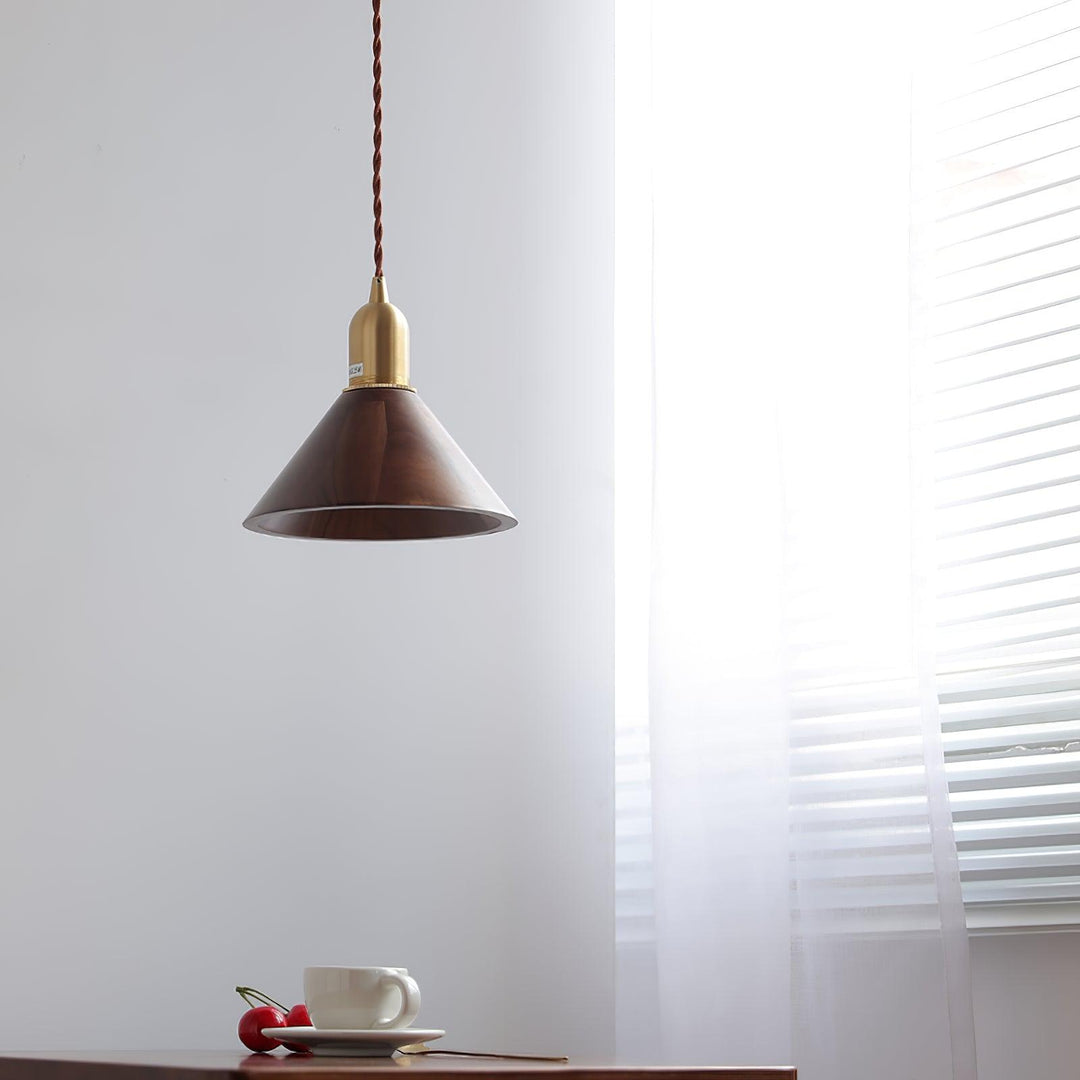 Lyfa Walnut Pendant Light - Vakkerlight