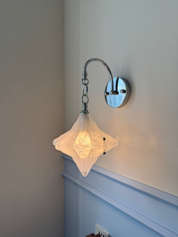 Lyra Star Wall Lamp - Vakkerlight