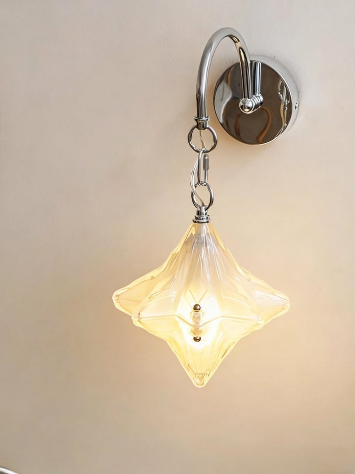 Lyra Star Wall Lamp - Vakkerlight