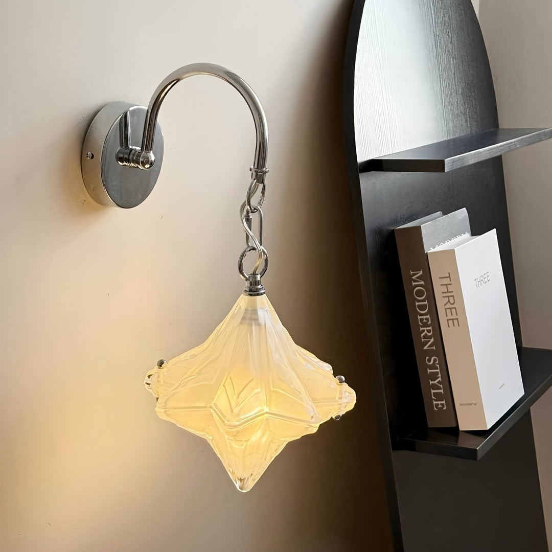 Lyra Star Wall Lamp - Vakkerlight