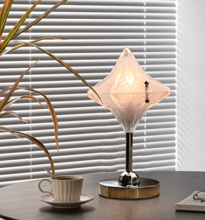 Lyra Star Table Light - Vakkerlight